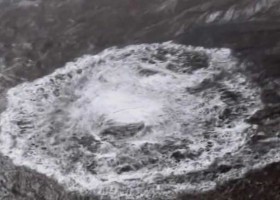 Erupció del volcà submarí de l'illa de Hierro | Recurso educativo 725335